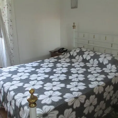 Hostel Pensao Sao Joao Da Praca Lissabon