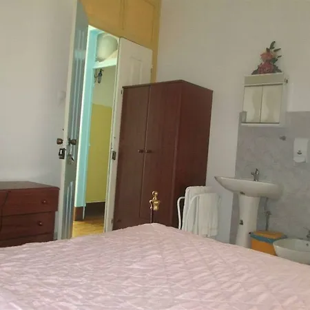 Hostel Pensao Sao Joao Da Praca Lissabon