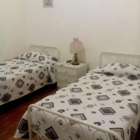 Pensao Sao Joao Da Praca Hostal