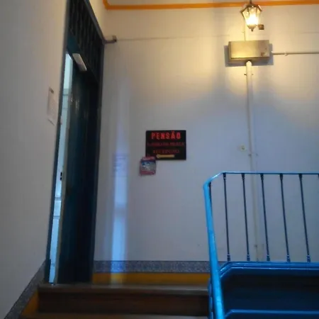 Hostal Pensao Sao Joao Da Praca *