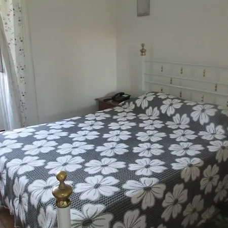 Hostel Pensao Sao Joao Da Praca Lissabon