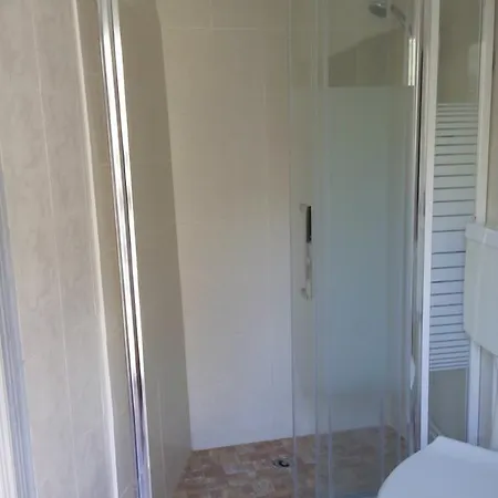 彭萨圣若昂 - 普拉旅舍 *